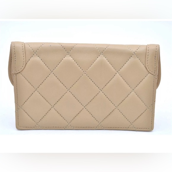 CHANEL Calf Skin Matelasse Vintage Pouch Purse Beige - Picture 4 of 16